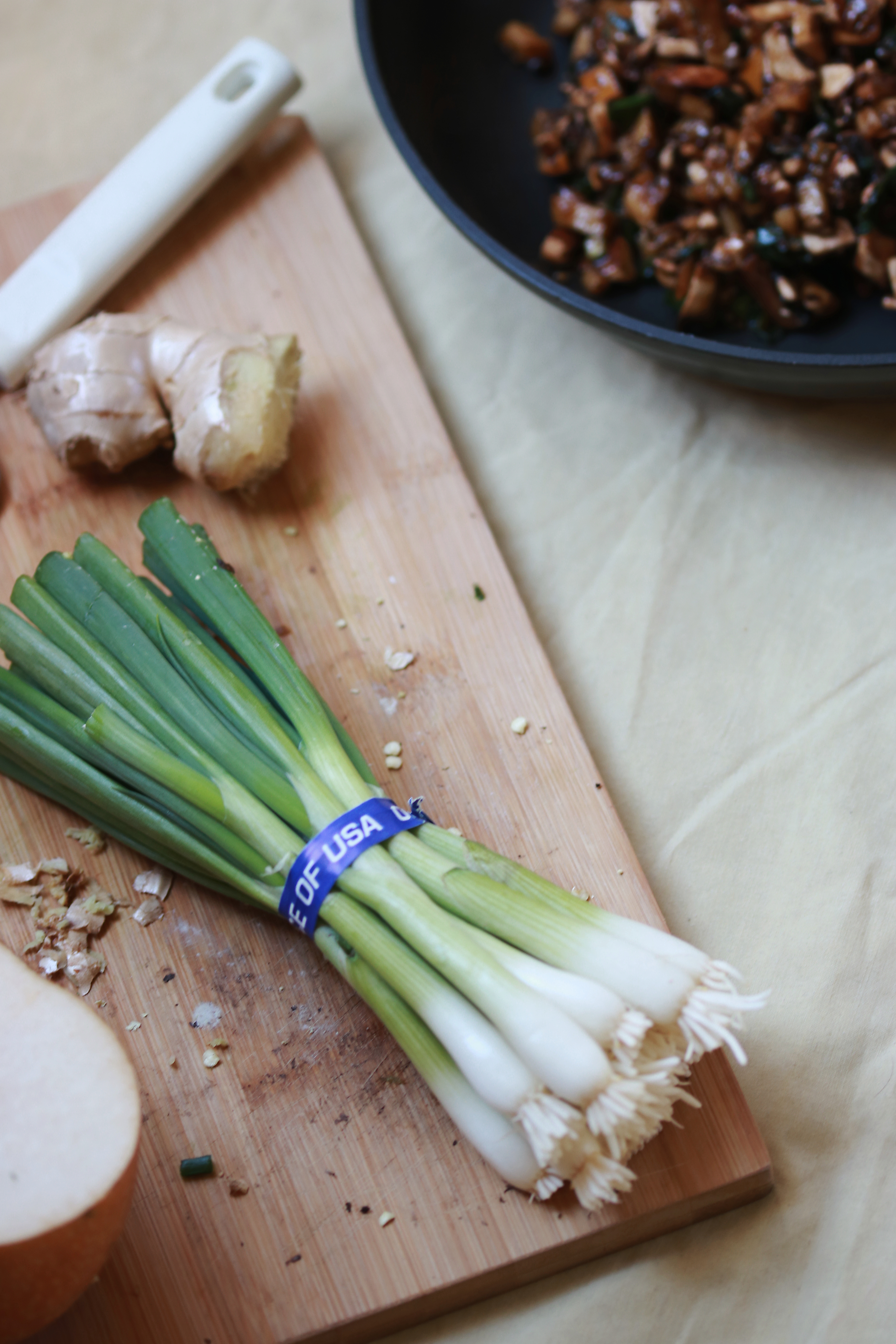 Ginger, Asian pear and green onions make these vegan mushroom lettuce cups elevated to the next level while still keeping preparation simple. The whole recipe takes about 15 minutes.